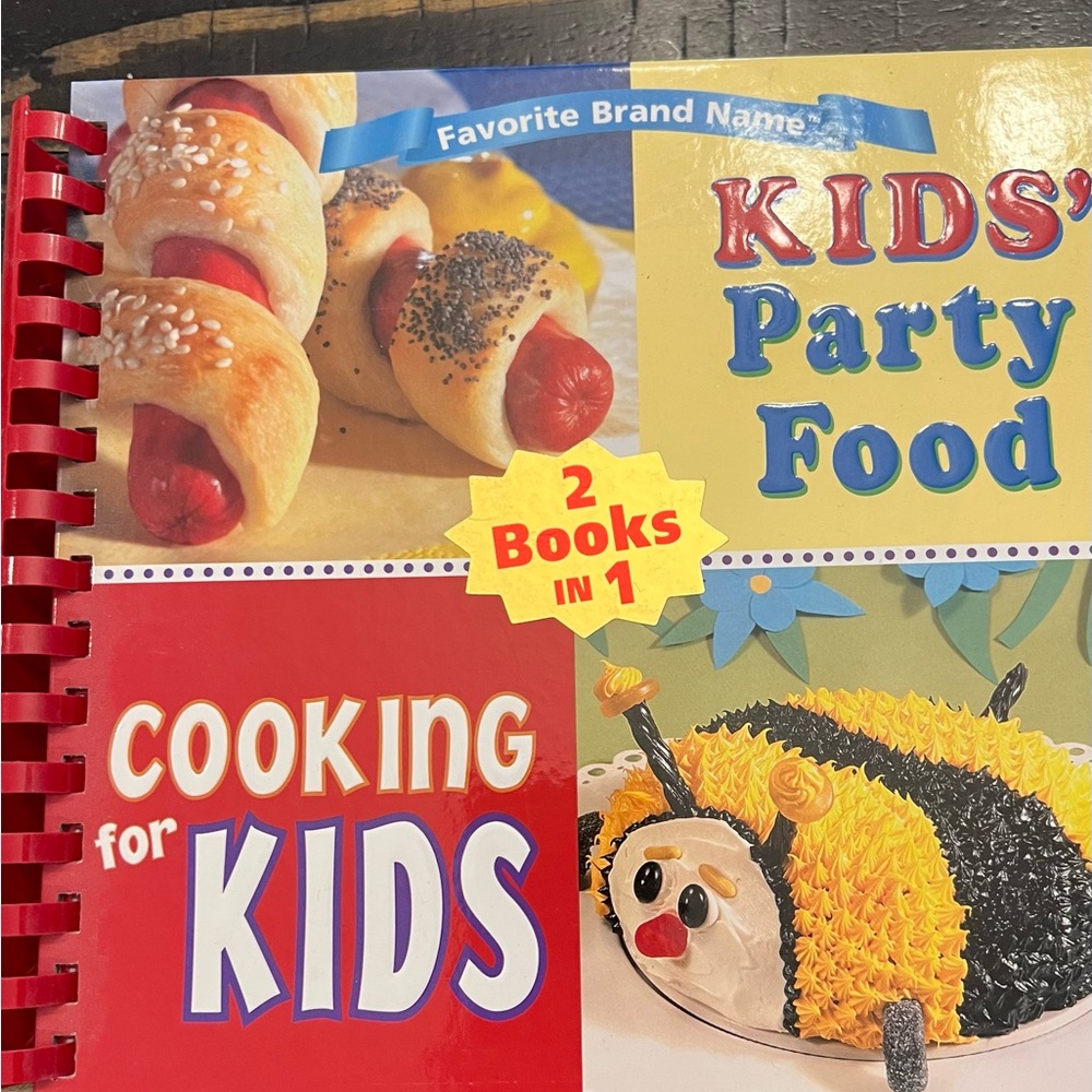 COOKING FOR KIDS & KIDS PARTY FOOD 2 Books in‎ 1 Hardcover Holidays Everyday